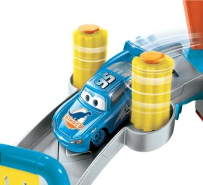 Disney Cars Disney Pixar Cars Farbwechsel Dinoco Autowaschanlage Spielset 8 Disney Cars Disney Pixar Cars Farbwechsel Dinoco Autowaschanlage Spielset – Bild 6